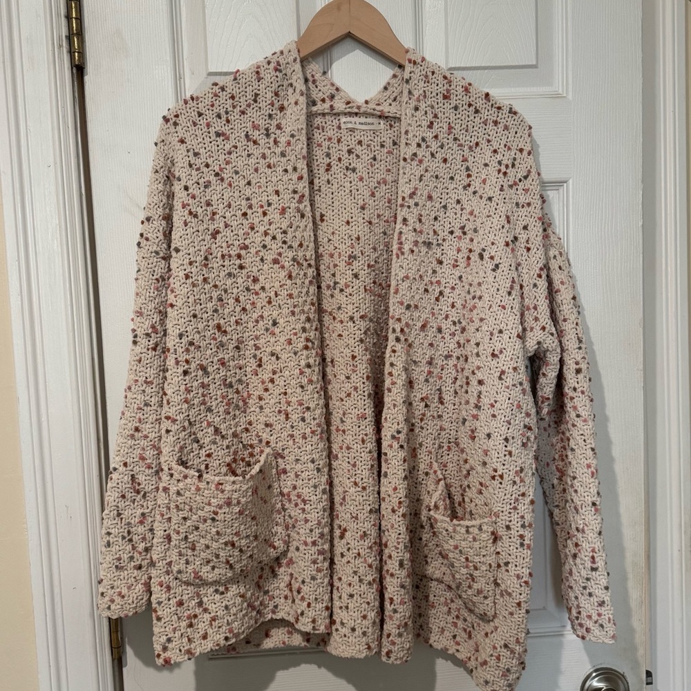 Cream & Pastel Chunky Yarn Cardigan